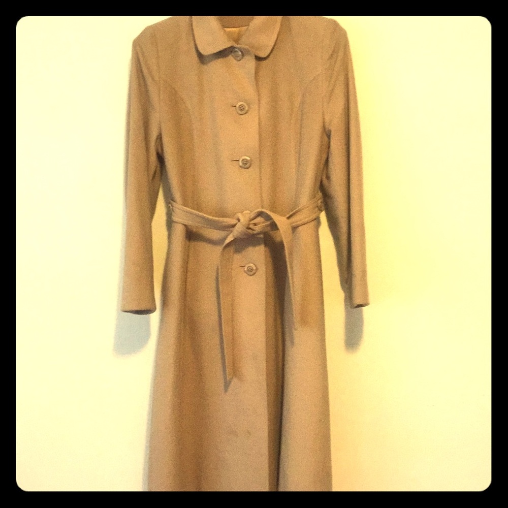 TRENCH COAT
